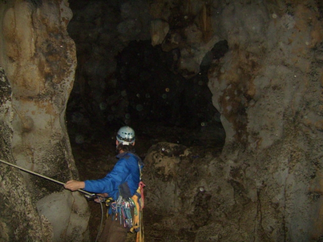 Explorando cuevas